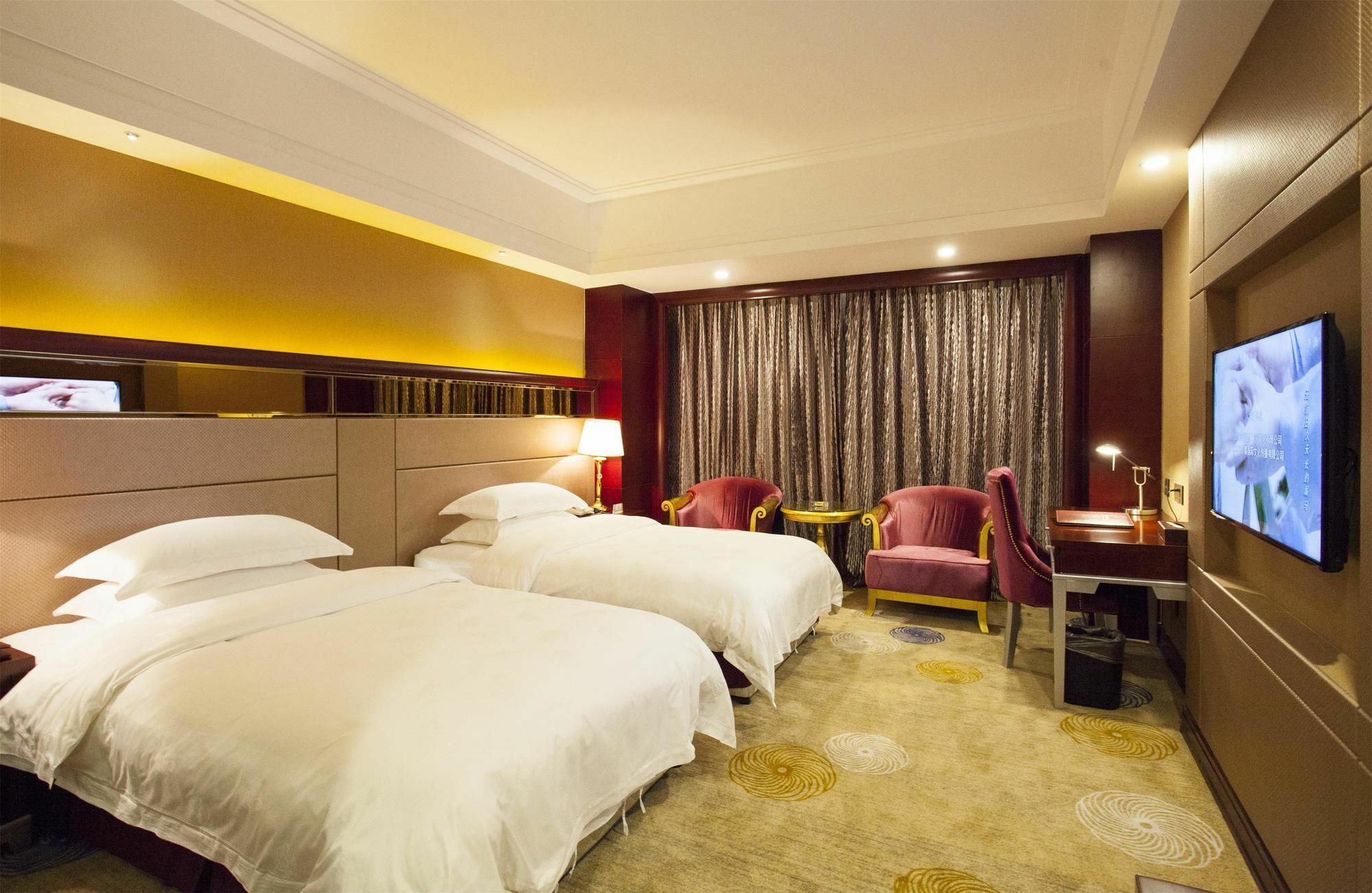 Waijing Gloria Grand Hotel Anhui Wuhu Екстериор снимка